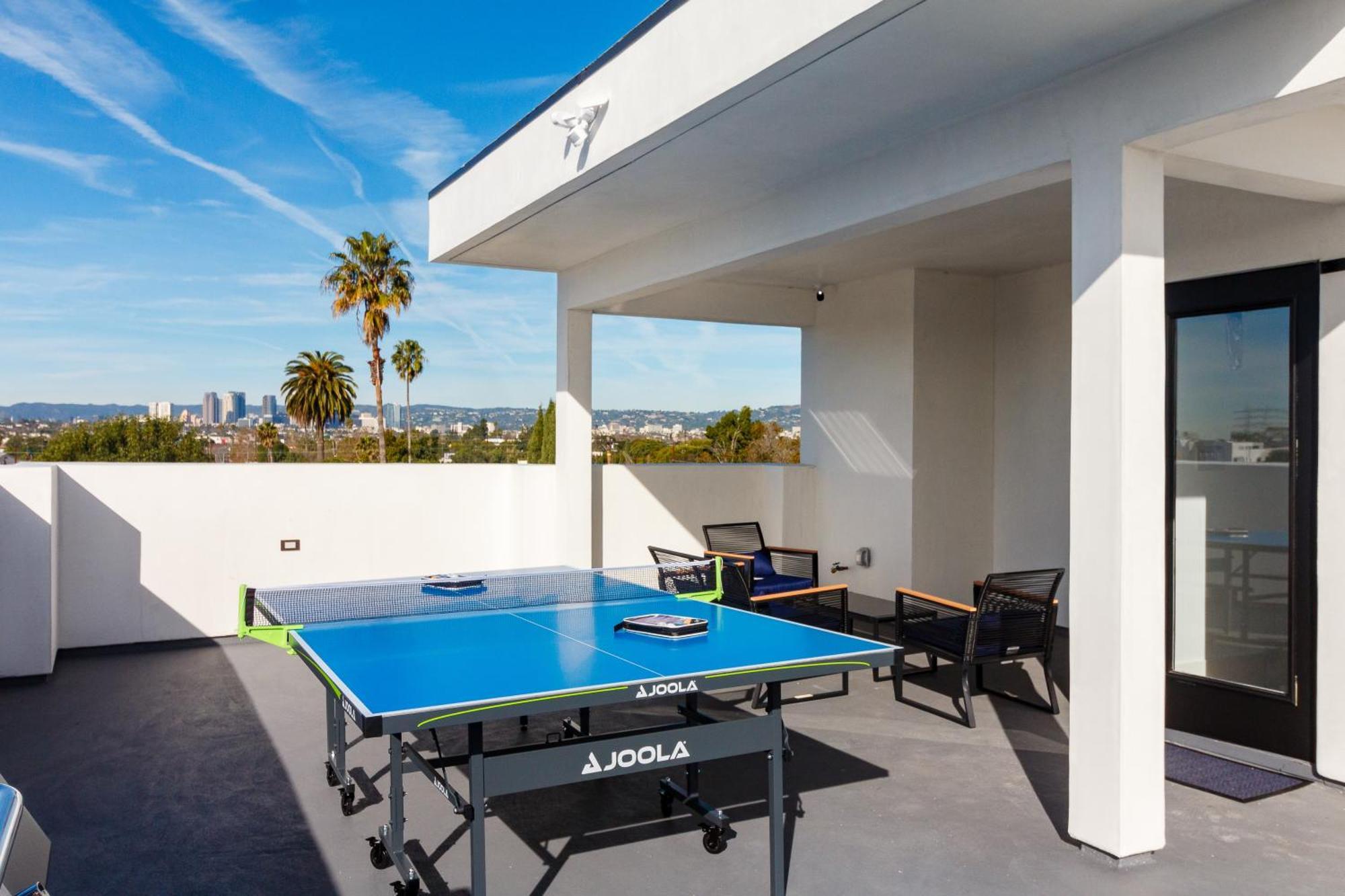 Holiday home Brand New Modern 5 Bedroom House Pickfair Village Los Angeles